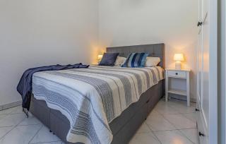1 Bedroom Stunning Apartment In Medulin - Medulin - 2
