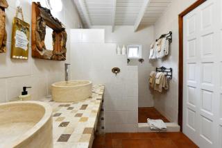 Brisas Studio Apartments - Palm-Eagle Beach - 7