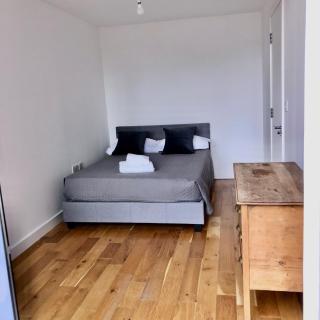 Split Level 3 Bedroom Top Floor Flat - Londra - 6
