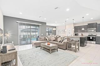 Magical Villa with Pool Game Room Close to Disney - 0