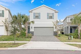 Magical Villa with Pool Game Room Close to Disney - 4