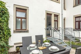 Deluxe Apartment - Garden - Near Elbe - Airport - 3