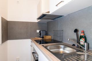 Deluxe Apartment - Garden - Near Elbe - Airport - 8