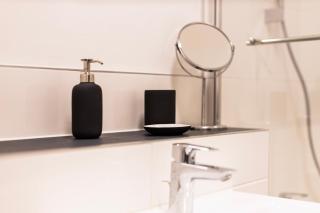 Deluxe Apartment - Garden - Near Elbe - Airport - 6