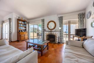 CoolHousesAlgarve Luz, 3 bed linked house, pool, superb panoramic sea view, Casa das Buganvílias - Luz - 7