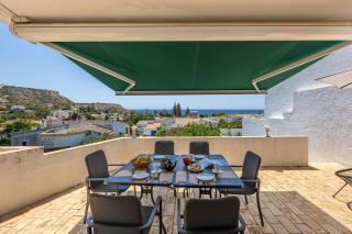 CoolHousesAlgarve Luz, 3 bed linked house, pool, superb panoramic sea view, Casa das Buganvílias - Luz - 8
