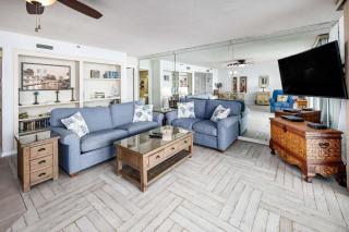 Nautilus 1702 Gulf Front Large 2 Bedroom Penthouse 7th Floor - Fort Walton Beach - 2