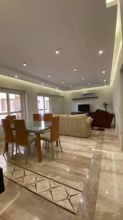 شقه مفروش للايجار مساكن الشيراتون - Cairo - 4