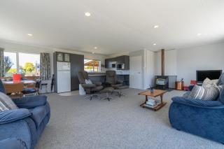 Kepler Retreat - Te Anau Holiday Home - Te Anau - 8