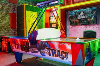 FREE Water Park Fun Included Large Resort Home - 1