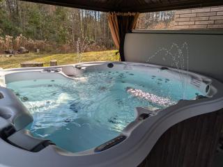 The Nest in the Forest Bed and Breakfast (Hot tub and Sauna) - 3