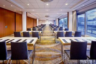 Courtyard by Marriott Duesseldorf Hafen - Düsseldorf - 1