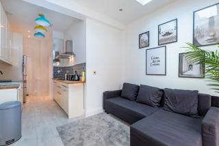 Aryas Apartments London - Croydon - Croydon - 0