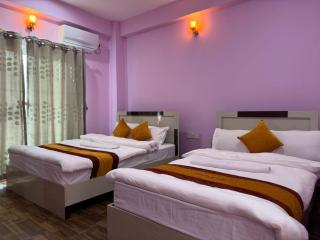 Amazon Resort - 3