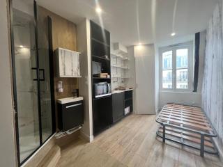 Batignolles, Montmartre Chambre 12m2 , Metro 13 et 14 - París - 0