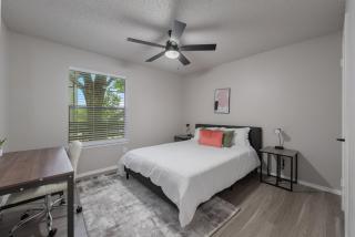 The Landry 214 Spacious and Cozy 1 Bedroom 1bth - 0