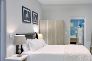 Sea Breeze Beach Home in Melkbosstrand, Cape Town - Kaapstad - 1