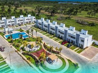 casa con club de playa - - 1