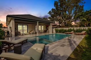 Coastal Elegance Dual Master Bedroom Retreat 3-3 - Naples - 7