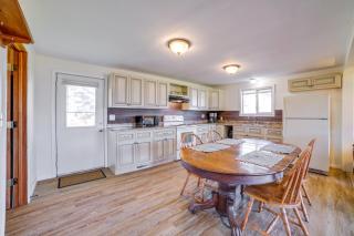 Private Patios and Sunset Views Francesville Home - - 8