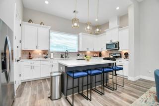 Newly Built & Gated 2 Story Gem in Houston Heights near Airport - 6
