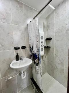 Suite Deluxe - 4 min Consulado Americano - Guayaquil - 4