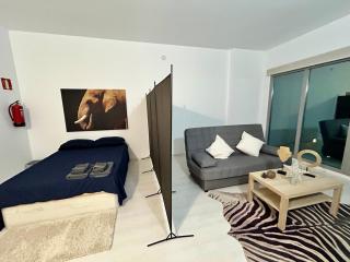 De Madrid al cielo suites con wifi y Netflix - Madrid - 0