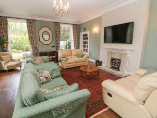 Parkfields House - Stoke on Trent - 5