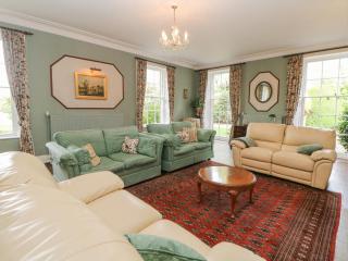 Parkfields House - Stoke on Trent - 1