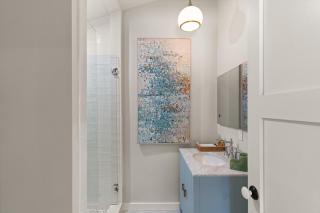 Coast Guard Cottage - 417 Everett St - 1