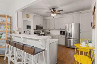Weeke's Cottage - 1129 Ocean Blvd - Demere Park - 2
