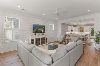 Hook, Wine & Sinker - 20 Couper Place - Mallory Park - 8
