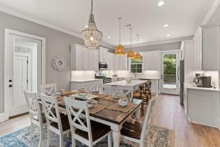 Hook, Wine & Sinker - 20 Couper Place - Mallory Park - 6