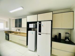 Apto na Aviação, apenas 2 min da praia - Ideal para home office, praia e descanso - Praia Grande - 1