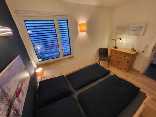 Modern-gemütliche FeWo mit Sauna - Aremberg - 8