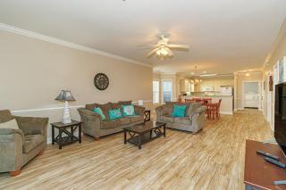 Ground Floor 3 Bedroom Condo! Magnolia Pointe 105! Sleeps 6 guests - Myrtle Beach - 5