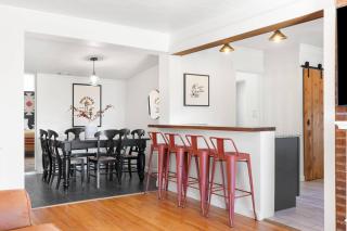 Hot Tub 4 Baths 4 Bedrooms Montana Themed Bikes - 3