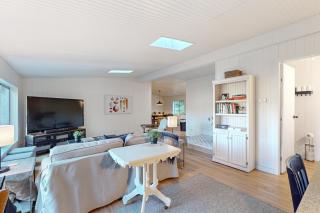 WatersView Tree House - 3