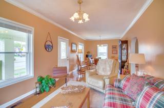 1 Mi to KFC Museum Corbin Getaway! - 5