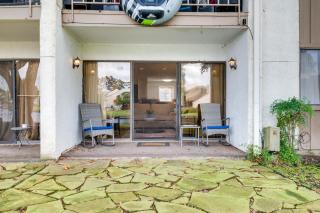 Waterfront Condo on Lake Conroe with Boat Launch! - Montgomery - 9