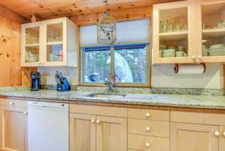 Charming Tamworth Cabin with Grill and Fireplace - 3