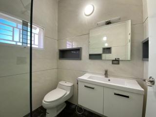 Town House Maneiro Private Residences - La Sabana - 3