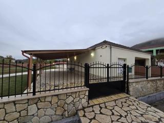 Jimmy's House -  - 0