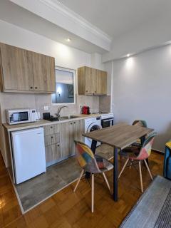 Cozy Corner, One-Bedroom Flat - Athènes - 6