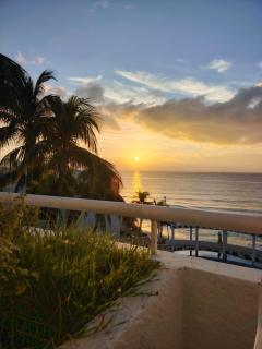 SUNSET FISHERMEN BEACH & SPA RESORT-Optional All Inclusive- 3 UNITS CHOICE-ROOM - 344A Ocean view with terrace- ROOM 344B No terrace, View from window to park - STUDIO 344C Ocean View Studio for 2- Playacar, Phase 1 - Playa del Carmen - 9