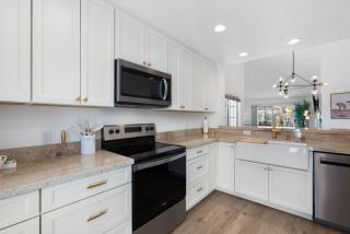 Newly Renovated Condo in Palm Desert - Palm Desert - 2