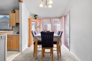 A Denver Oasis 15 Min to the Bronco Stadium 3 Bedroom with a King Suite - 9