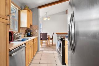 A Denver Oasis 15 Min to the Bronco Stadium 3 Bedroom with a King Suite - 7