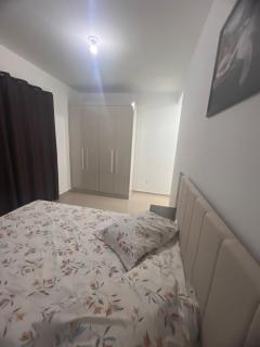 Apartamento Totalmente Equipado com tudo que você precisa com 2 Quartos Ar Condicionados 09 min Praia Balneário Camboriú até 4 pessoas - Camboriú - 3