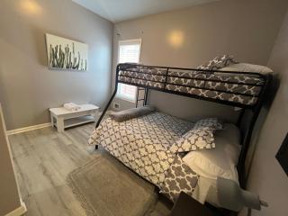 Spacious 3 bedroom close to NYC - North Bergen - 2